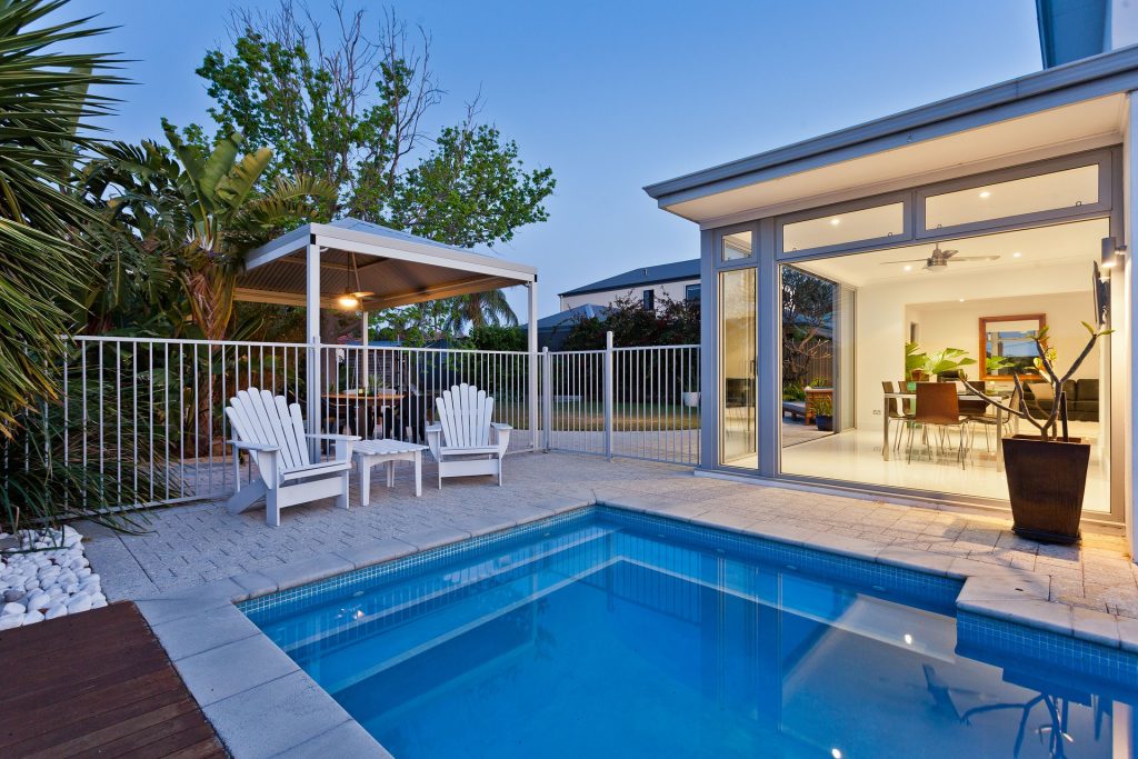 Why Your Swimming Pool Needs Regular Repairs?