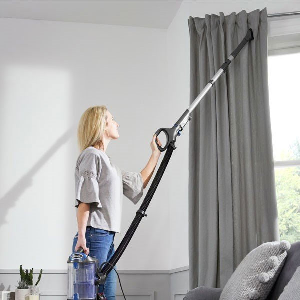 How to Clean Your Curtains
