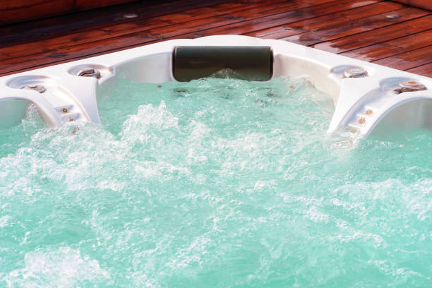 Plug and play hot tubs