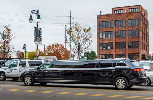 KEY QUESTIONS FOR A LIMO COMPANY IF YOU ARE INTERESTED IN HIRING A LIMOUSINE
