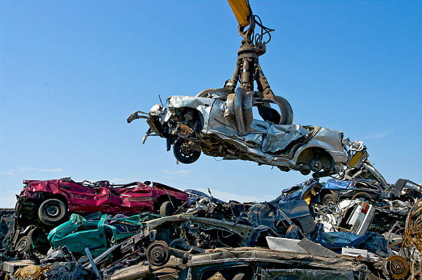 What to Consider When You Choose a Scrap Car Removal Company?