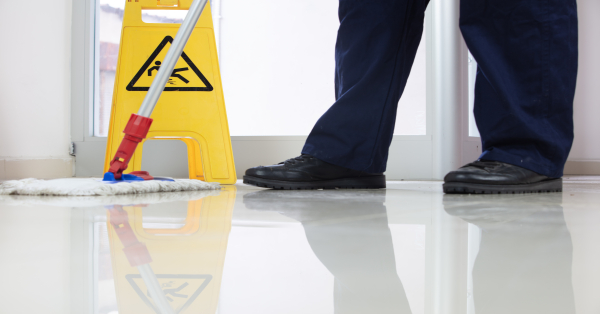 8 Essential things you must know before hiring a Commercial Cleaning Service