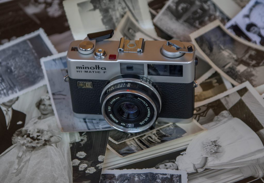 Simple Diy Techniques to Help Your Restore Your Old Photos