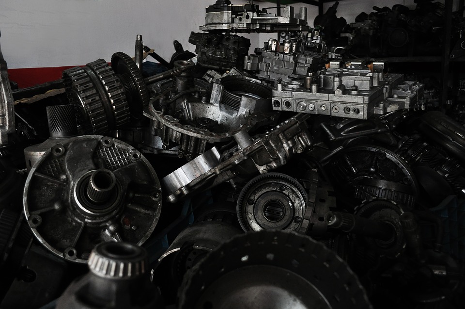 Top four benefits of purchasing used car parts