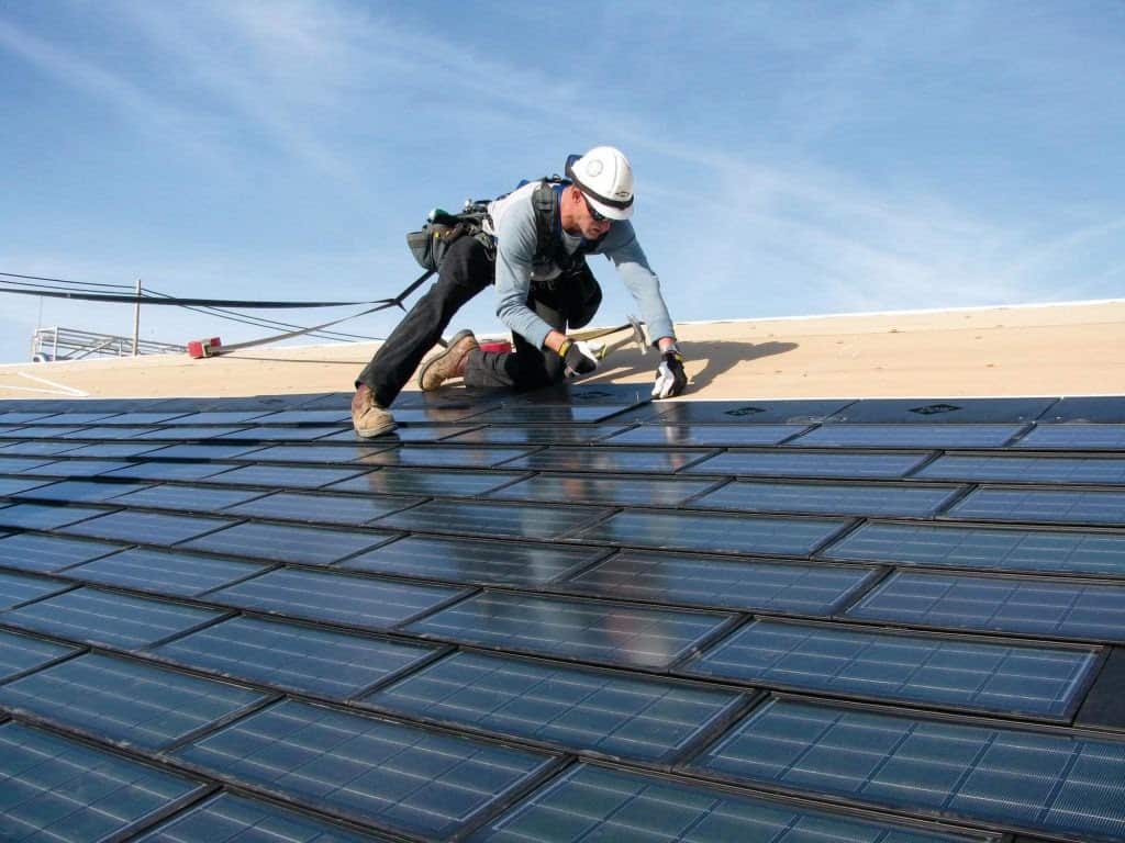 Top 7 Roof Repair Tips For Homeowners