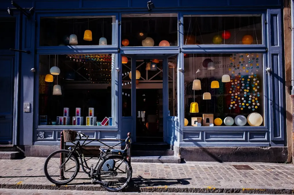 Choosing The Best Paint Colour for Your Shop Front