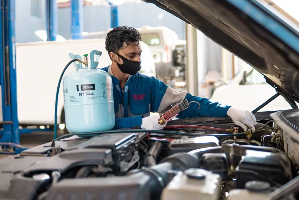 Benefits of Maintaining a Car Air Conditioning System