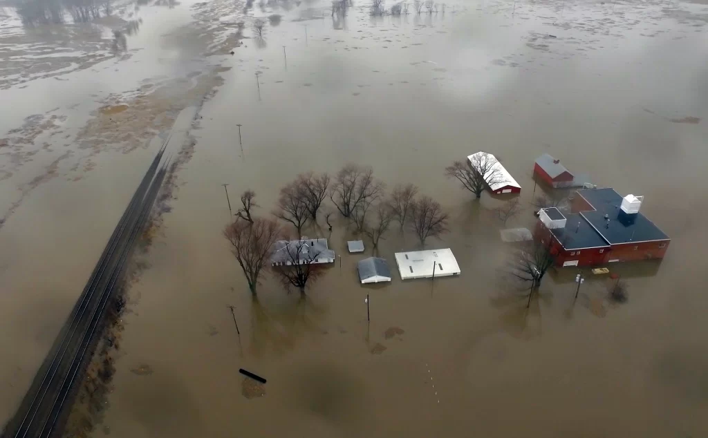 6 Expert Restoration Tips After A Flood